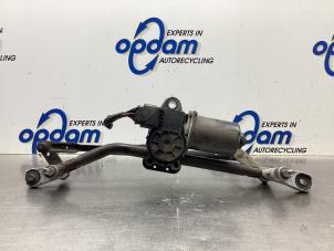 Used Wiper motor + mechanism Kia Picanto (BA) 1.1 12V Price € 50,00 Margin scheme offered by Gebr Opdam B.V.