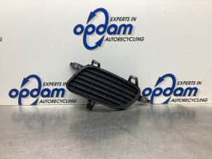 Begagnade Stötfångargrill Mercedes A (W169) 1.7 A-170 Pris € 25,00 Marginaltabell erbjuds av Gebr Opdam B.V.