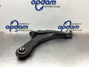 Used Front lower wishbone, right Renault Clio IV Estate/Grandtour (7R) 0.9 Energy TCE 90 12V Price € 40,00 Margin scheme offered by Gebr Opdam B.V.