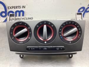 Używane Panel sterowania nagrzewnicy Mazda 3 Sport (BK14) 1.6i 16V Cena € 125,00 Procedura marży oferowane przez Gebr Opdam B.V.