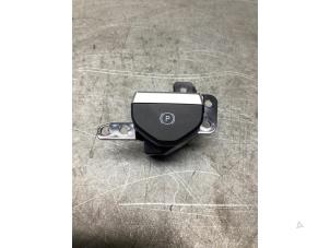 Used Parking brake switch Lynk &amp; Co 01 1.5 PHEV Price € 54,45 Inclusive VAT offered by Gebr Opdam B.V.