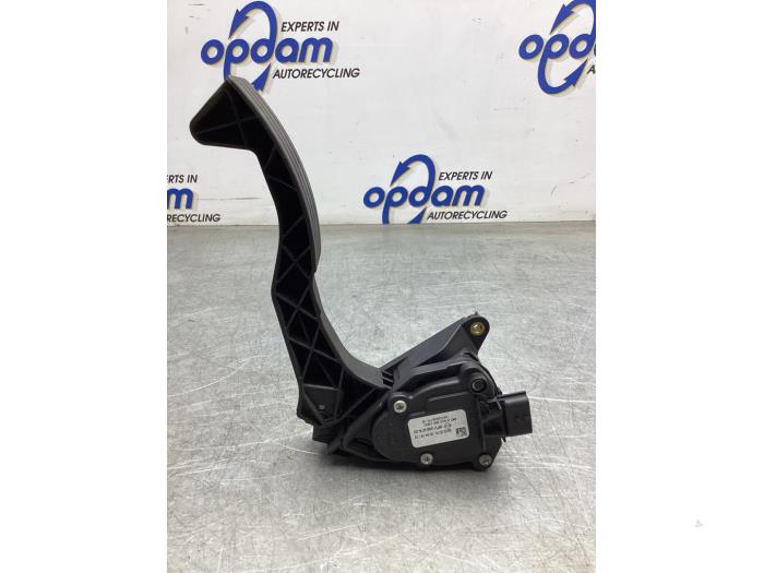 Begagnade Gaspedalsensor Renault Twingo III (AH) 1.0 SCe 70 12V Pris € 30,00 Marginaltabell erbjuds av Gebr Opdam B.V.