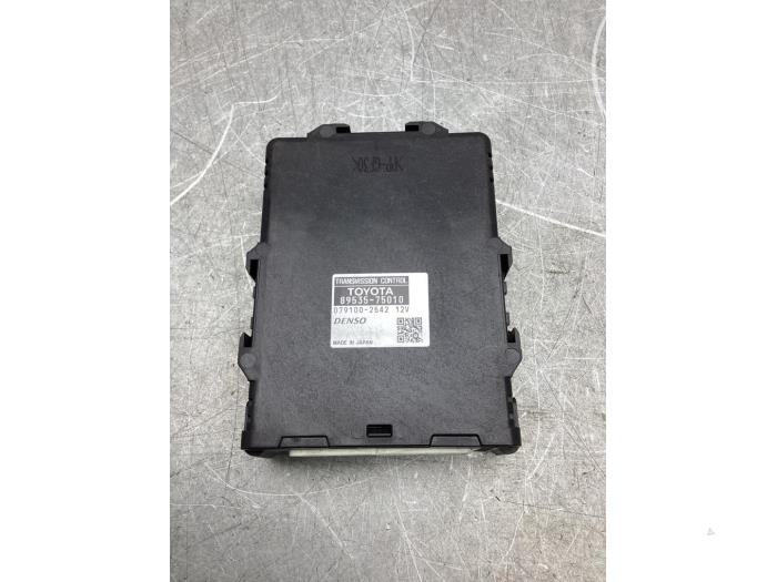 Used Automatic gearbox computer Toyota Prius (ZVW3) 1.8 16V Price € 75,00 Margin scheme offered by Gebr Opdam B.V.