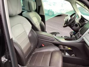 Used Set of upholstery (complete) Renault Espace (RFCJ) 1.8 Energy Tce 225 EDC Price € 750,00 Margin scheme offered by Gebr Opdam B.V.