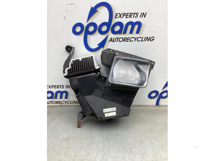 Used Head-up display Toyota Prius (ZVW3) 1.8 16V Price on request offered by Gebr Opdam B.V.