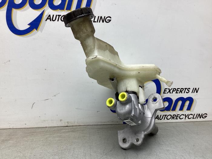 Used Master cylinder Mercedes A (177.0) 1.3 A-180 Turbo 16V Price € 120,00 Margin scheme offered by Gebr Opdam B.V.