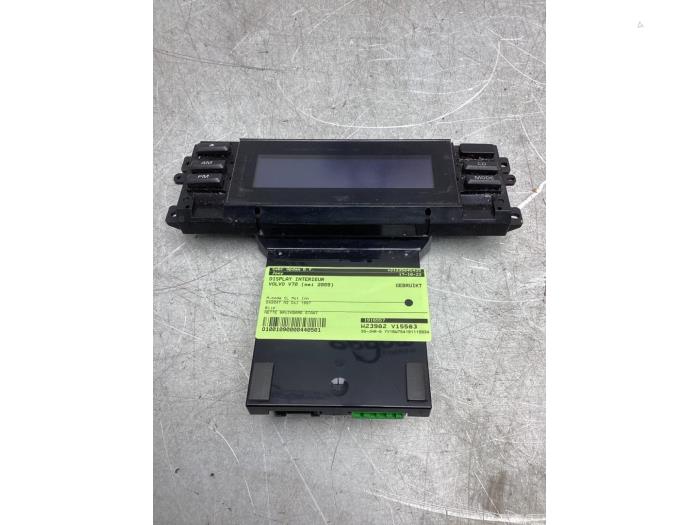 Begagnade Innerdisplay Volvo V70 (BW) 2.0 D 16V Pris € 35,00 Marginaltabell erbjuds av Gebr Opdam B.V.