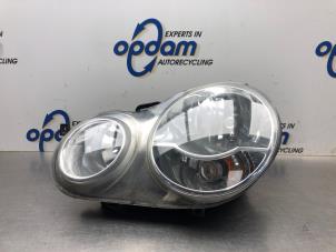 Used Headlight, left Volkswagen Polo IV (9N1/2/3) 1.2 12V Price € 60,00 Margin scheme offered by Gebr Opdam B.V.