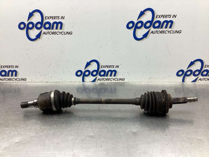 Front drive shaft, left from a Chevrolet Spark (M300) 1.0 16V Bifuel 2011