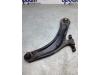 Front lower wishbone, right from a Nissan Qashqai (J10) 1.6 16V 2013