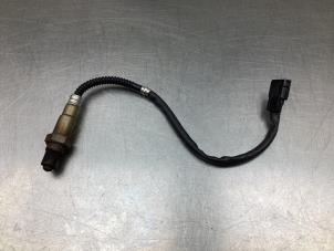 Lambda probe from a Renault Clio IV Estate/Grandtour (7R) 0.9 Energy TCE 12V 2015