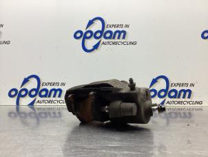 Used Front brake calliper, left Seat Altea (5P1) 1.6 Price € 50,00 Margin scheme offered by Gebr Opdam B.V.