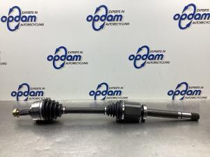 New Front drive shaft, right Mercedes Vito Price € 665,50 Inclusive VAT offered by Gebr Opdam B.V.
