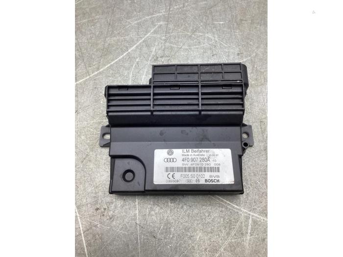 Używane Sterownik Body Control Audi A6 Avant (C6) 2.8 V6 24V FSI Cena € 50,00 Procedura marży oferowane przez Gebr Opdam B.V.