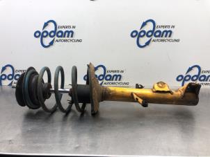Used Front shock absorber rod, right BMW 3 serie (E36/4) 316i Price € 35,00 Margin scheme offered by Gebr Opdam B.V.