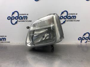 Używane Reflektor lewy Suzuki Wagon-R+ (RB) 1.0 12V Cena € 40,00 Procedura marży oferowane przez Gebr Opdam B.V.