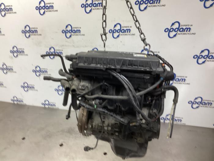 Engine from a Volkswagen Lupo (6X1) 1.4 16V 75 2004