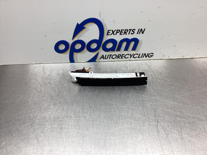 Begagnade Innerdisplay Citroen C4 Picasso (UD/UE/UF) 1.6 16V VTi 120 Pris € 22,00 Marginaltabell erbjuds av Gebr Opdam B.V.