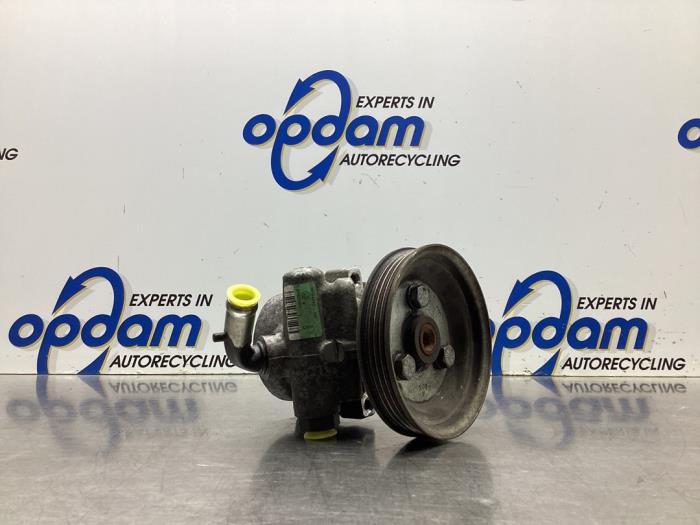Usagé Pompe de direction Fiat Fiorino (225) 1.3 JTD 16V Multijet Prix € 68,00 Règlement à la marge proposé par Gebr Opdam B.V.