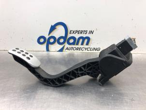 Used Accelerator pedal Peugeot 206+ (2L/M) 1.4 XS Price € 50,00 Margin scheme offered by Gebr Opdam B.V.