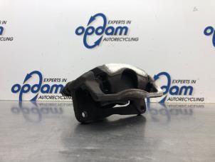 Used Front brake calliper, left Opel Agila (B) 1.2 16V Price € 40,00 Margin scheme offered by Gebr Opdam B.V.
