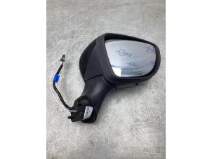 Used Wing mirror, right Renault Clio IV (5R) 0.9 Energy TCE 90 12V Price € 60,00 Margin scheme offered by Gebr Opdam B.V.