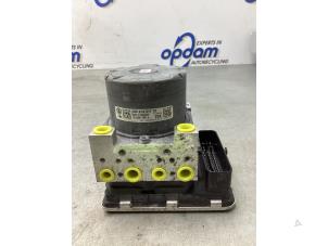 Gebrauchte ABS Pumpe Skoda Kodiaq 1.4 TSI 16V Preis € 225,00 Margenregelung angeboten von Gebr Opdam B.V.