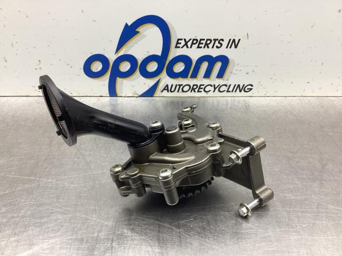 Gebrauchte Ölpumpe Opel Corsa F (UB/UH/UP) 1.2 12V 75 Preis € 68,00 Margenregelung angeboten von Gebr Opdam B.V.