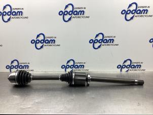 New Front drive shaft, right Mercedes Sprinter Price € 544,50 Inclusive VAT offered by Gebr Opdam B.V.