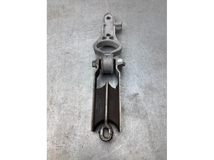 Used Engine mount Volvo XC60 I (DZ) 2.0 D3 16V Price € 25,00 Margin scheme offered by Gebr Opdam B.V.