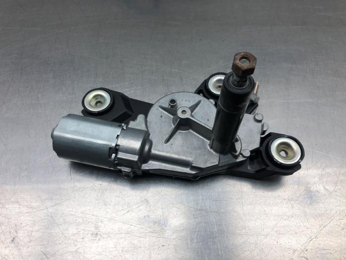 Rear wiper motor from a Ford Focus 2 Wagon 1.6 16V 2011