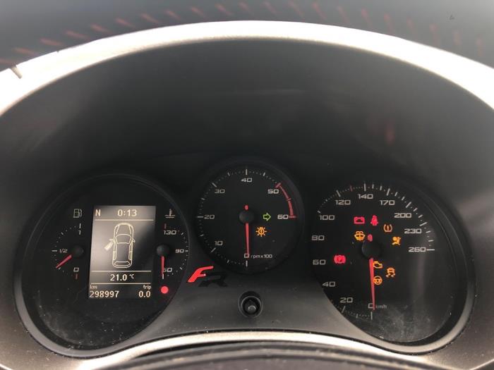Usagé Compteur Seat Leon (1P1) 2.0 TDI 16V FR Prix € 135,00 Règlement à la marge proposé par Gebr Opdam B.V.