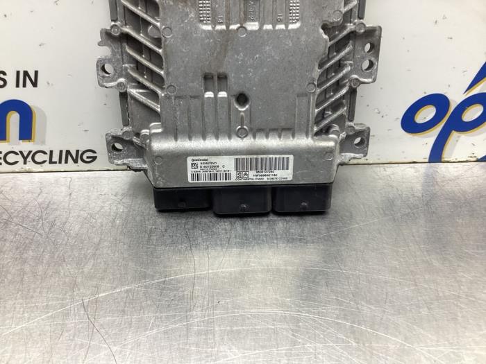 Used Engine management computer Citroen C4 Grand Picasso (3A) 1.6 HDiF 115 Price € 225,00 Margin scheme offered by Gebr Opdam B.V.