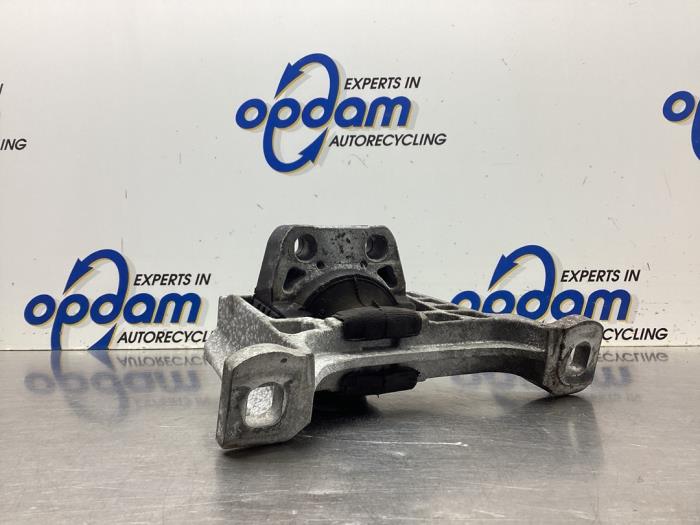 Used Engine mount Volvo V40 (MV) 1.6 D2 Price € 36,00 Margin scheme offered by Gebr Opdam B.V.