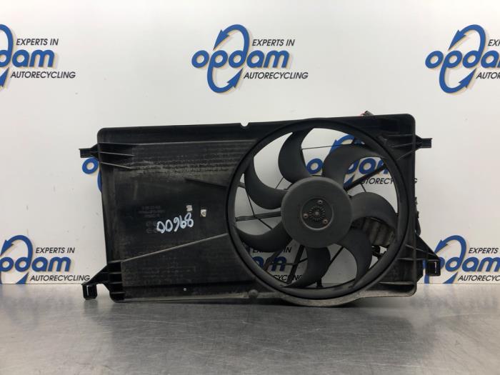 Cooling fans from a Ford Focus 2 Wagon 2.0 16V 2007