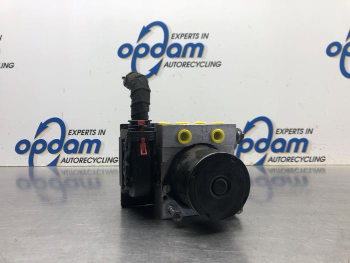 Begagnade ABS-pump Skoda Fabia II Combi 1.2 TDI 12V Greenline Pris € 112,00 Marginaltabell erbjuds av Gebr Opdam B.V.