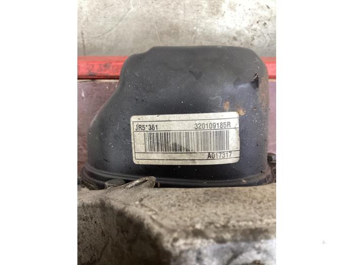 Getriebe van een Dacia Dokker (0S) 1.6 2014
