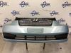 Front bumper from a Hyundai Accent, 2005 / 2010 1.4i 16V, Saloon, 4-dr, Petrol, 1.399cc, 71kW (97pk), FWD, G4EE, 2005-11 / 2010-02, CL4.A 2009