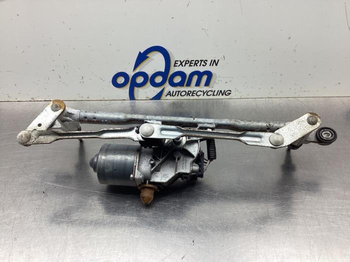 Wiper motor + mechanism from a Ford Ka II 1.2 2014