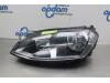 Headlight, left from a Volkswagen Golf VII (AUA), 2012 / 2021 1.2 TSI 16V, Hatchback, Petrol, 1 197cc, 81kW (110pk), FWD, CYVB, 2014-04 / 2017-03 2014