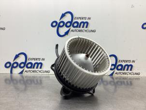 Used Heating and ventilation fan motor Hyundai Accent 1.4i 16V Price € 50,00 Margin scheme offered by Gebr Opdam B.V.