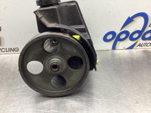 Used Power steering pump Citroen Xsara Picasso (CH) 1.6i 16V Price € 75,00 Margin scheme offered by Gebr Opdam B.V.