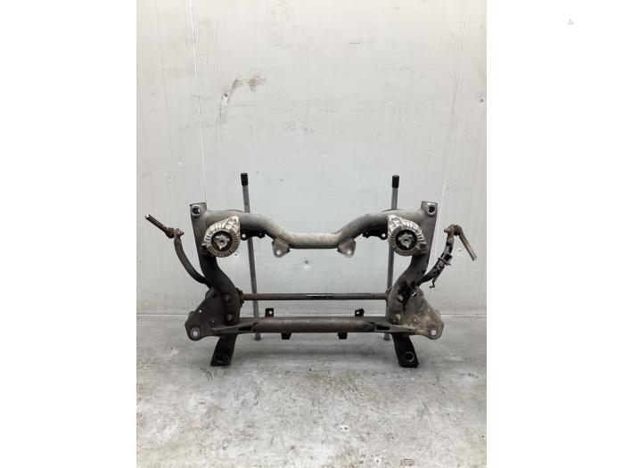 Used Subframe Mercedes E (C207) E-350 CDI V6 24V Price € 200,00 Margin scheme offered by Gebr Opdam B.V.