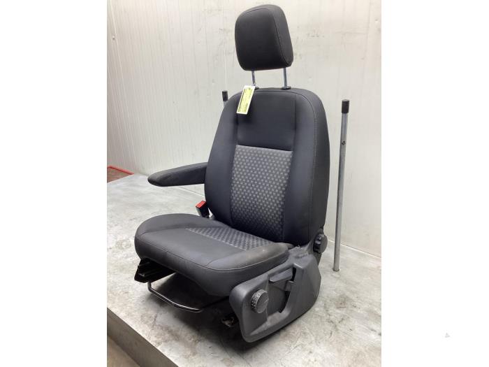Seat, left from a Ford Transit Custom 2.0 TDCi 16V Eco Blue 105 2018