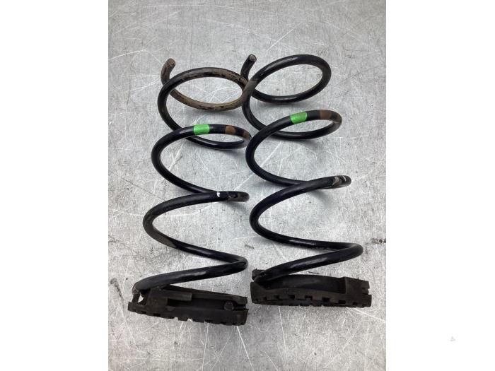 Rear coil spring from a Fiat 500 (312) 0.9 TwinAir 85 2020