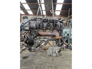 Engine from a Mercedes-Benz E (W211) 2.6 E-240 V6 18V 2004