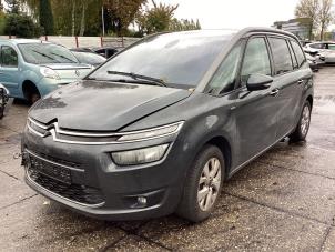 Used Quarter light, front left Citroen C4 Grand Picasso (3A) 1.6 HDiF 115 Price on request offered by Gebr Opdam B.V.