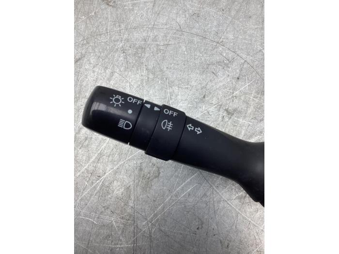 Indicator switch Toyota Aygo 1.0 12V VVTi 17F001