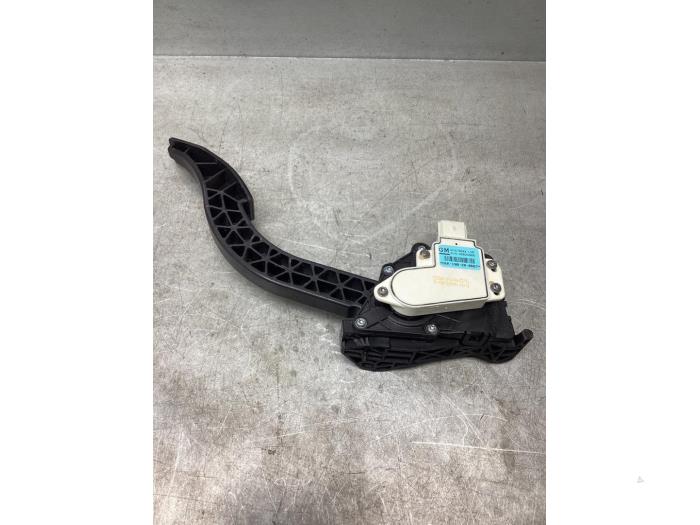Begagnade Gaspedalsensor Opel Karl 1.0 12V Pris € 35,00 Marginaltabell erbjuds av Gebr Opdam B.V.