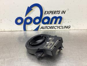 Used Steering angle sensor Renault Clio IV (5R) 1.5 Energy dCi 90 FAP Price € 35,00 Margin scheme offered by Gebr Opdam B.V.